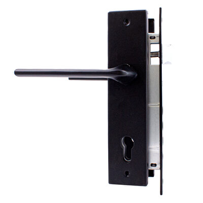 Комплект: Дверная ручка на планке RDA Blade PZ 85мм + замок Чёрный матовый 23.0105.01 фото